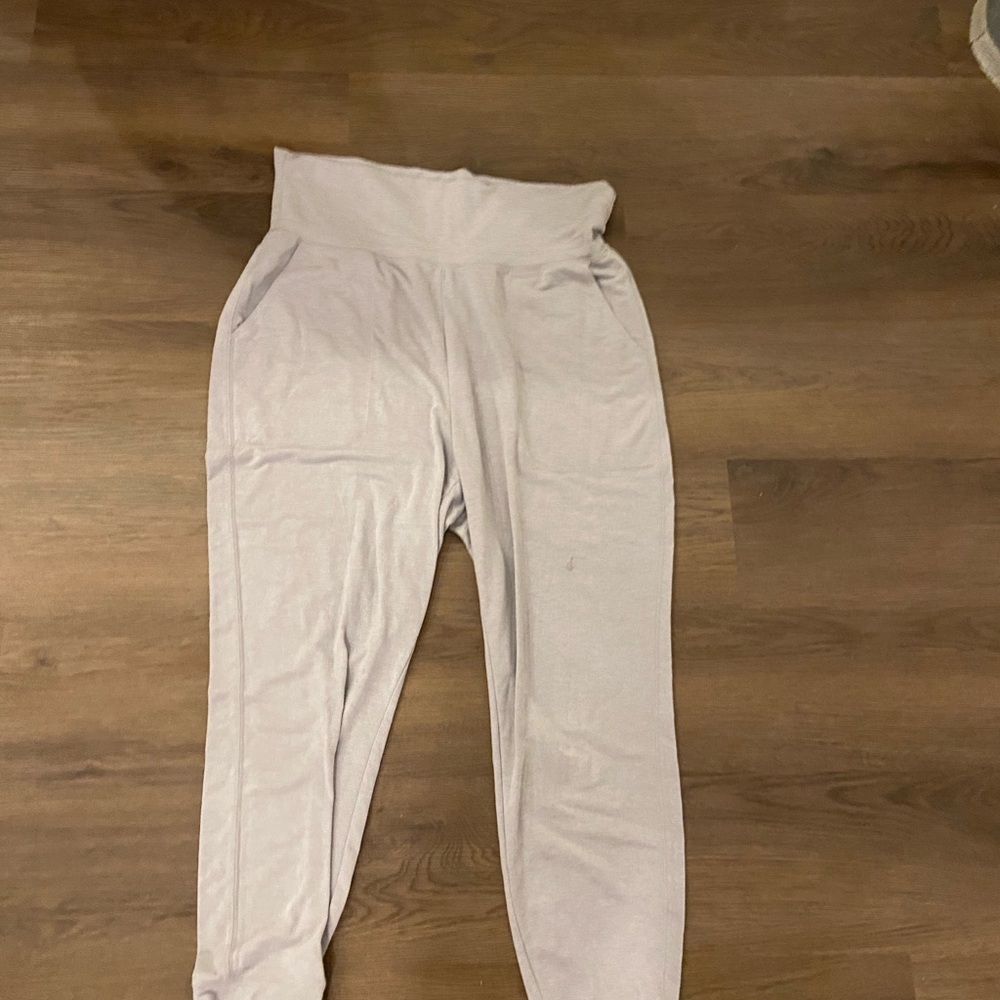Old Navy Women's Soft Gray High-Rise Joggers
